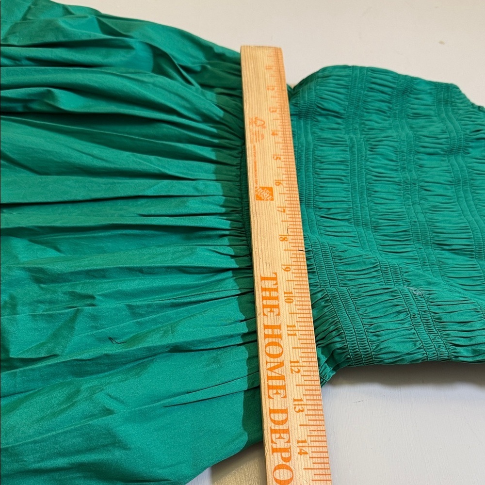 CLEAROUT Madewell The Melody Bubble-Hem Smocked Midi Dress in Poplin Size XS - Picture 9 of 10